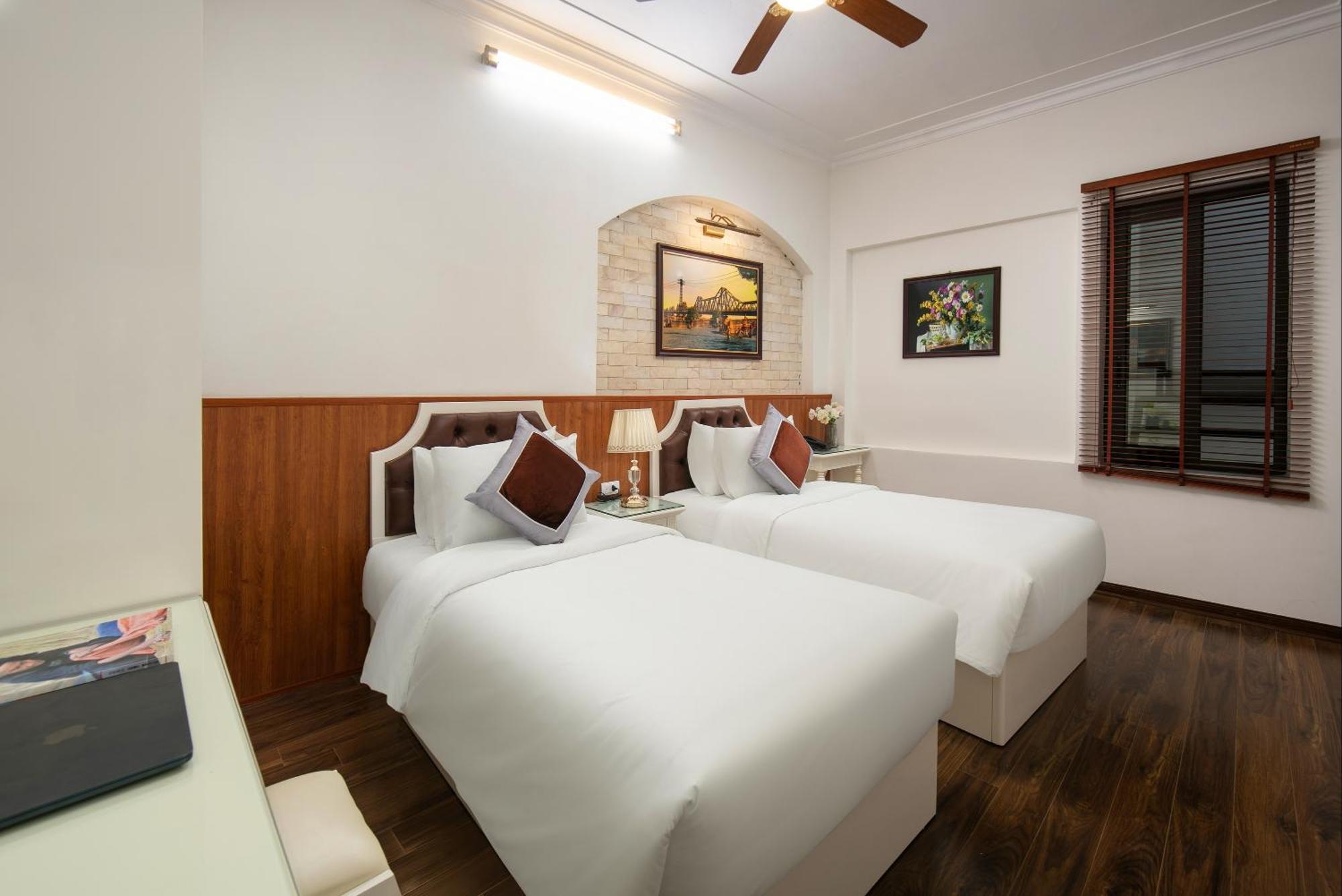Trangtrang Luxury Hotel Ханой Екстериор снимка