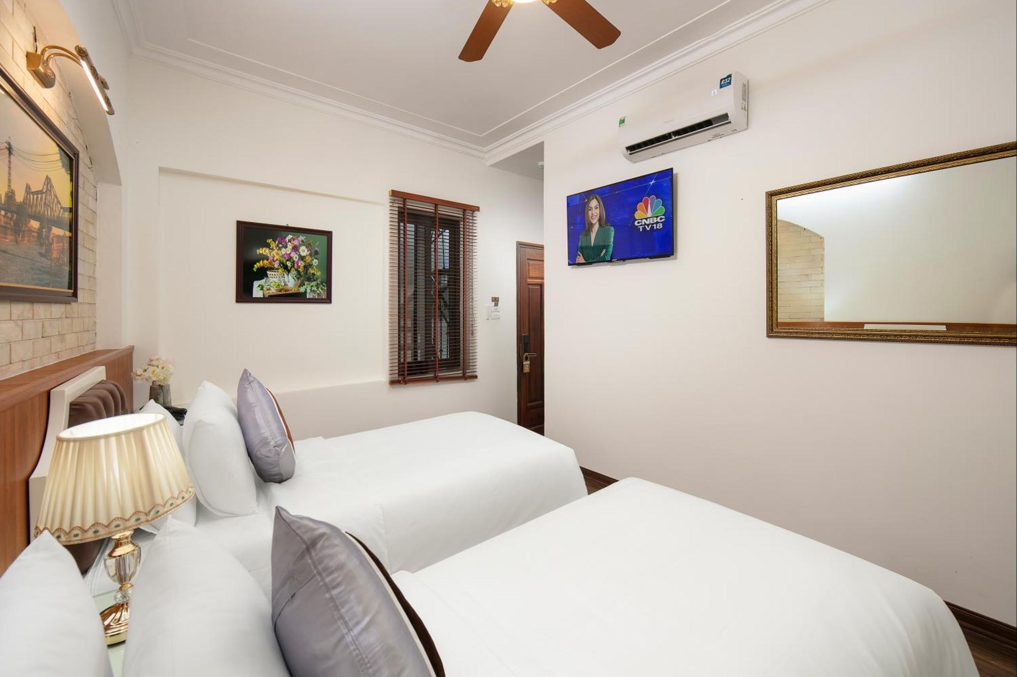 Trangtrang Luxury Hotel Ханой Екстериор снимка